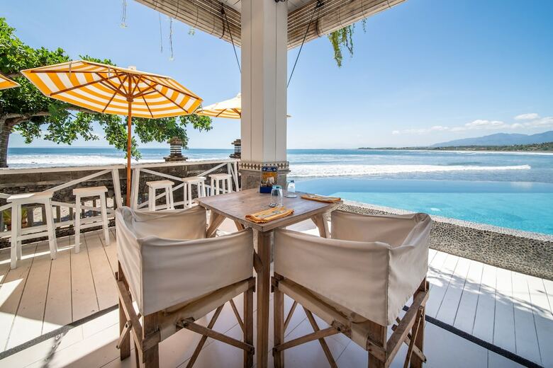 Hotel Bombora Medewi Wavelodge