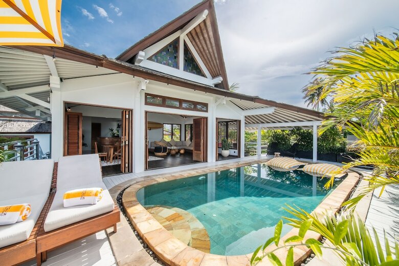 Hotel Bombora Medewi Wavelodge