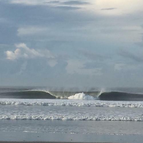Hostal Medewi Secret Surfcamp