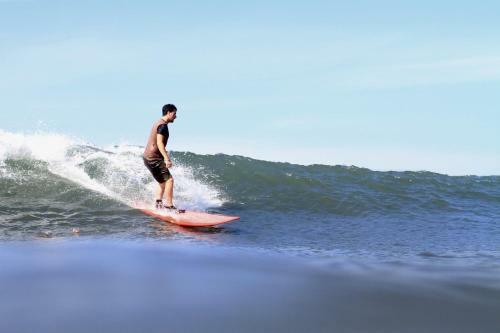 Hostal Medewi Secret Surfcamp