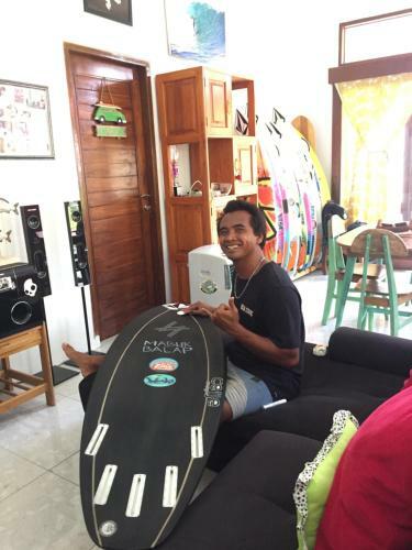 Hostal Medewi Secret Surfcamp
