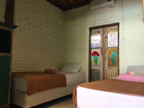 Hostal Medewi Secret Surfcamp
