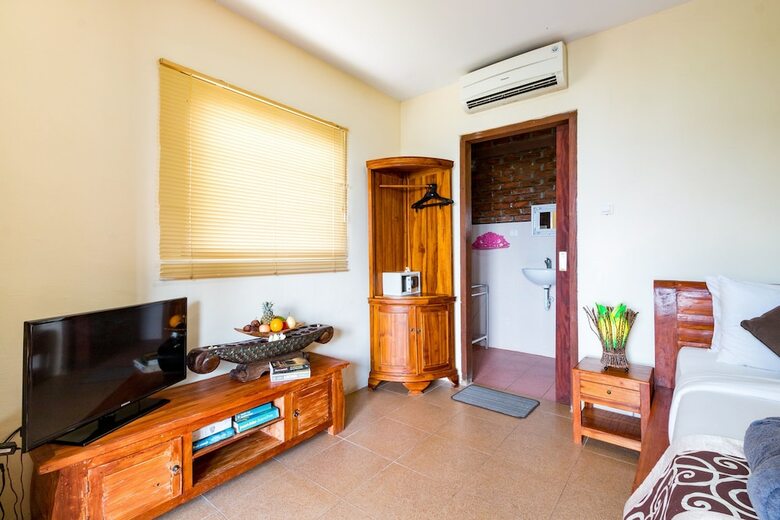 Hotel Sea Medewi Resort
