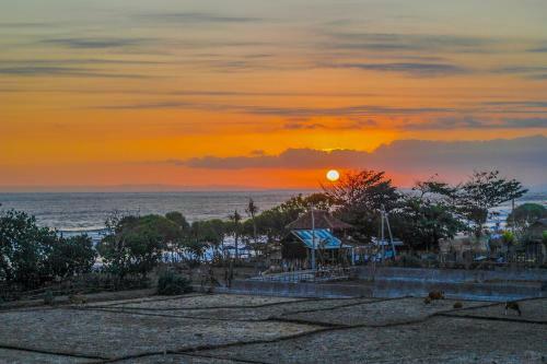 Hostal The Anara Surfing Camp