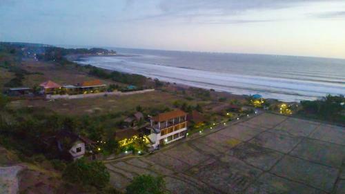 Hostal The Anara Surfing Camp