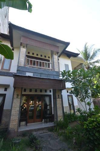 Puri Itoma Hotel And Restaurant