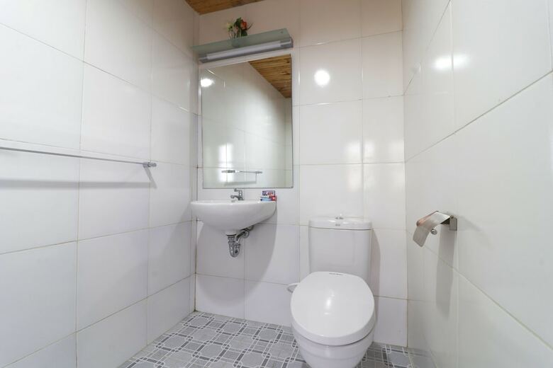 Hostal Tuk Tuk Timbul Bungalows