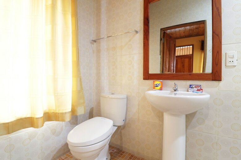 Hostal Tuk Tuk Timbul Bungalows