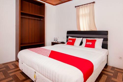 Hotel Oyo 1812 Dg Inn
