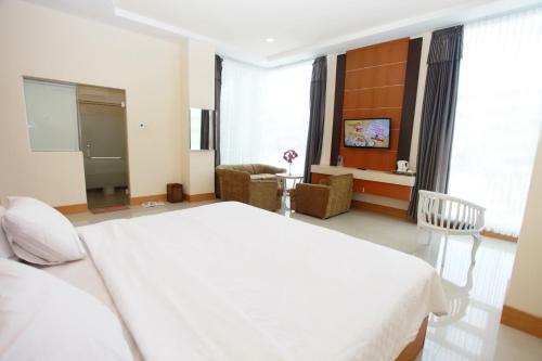 Plaza Hotel Tegal