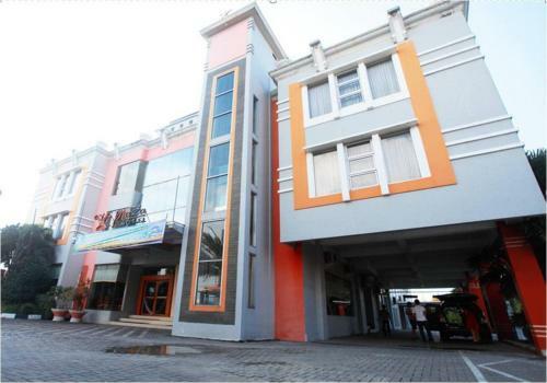 Plaza Hotel Tegal