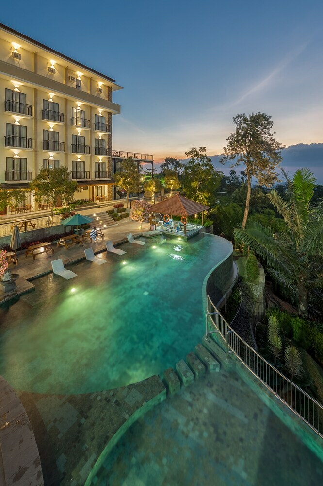 Nava Hotel Tawangmangu