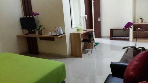 City Hotel