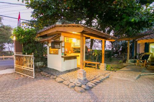 Posada Oyo 937 Mahessa Indah Residence