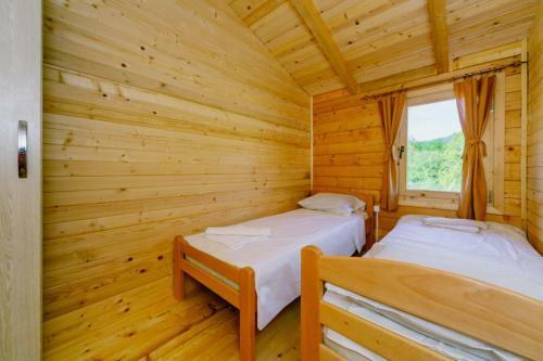 Lodge Orahovo Cottages