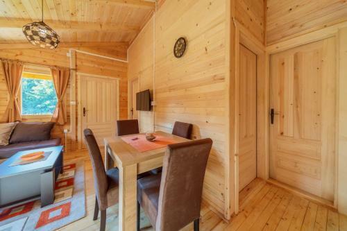 Lodge Orahovo Cottages