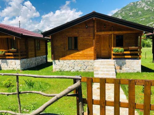 Lodge Orahovo Cottages