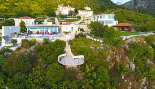 Apartments Eagle Eye Villa