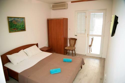 Grejm Family Apartments