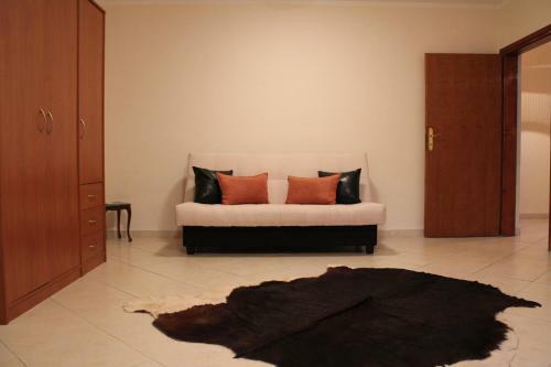 4m Apartments
