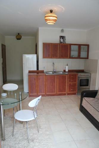 4m Apartments