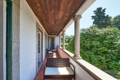 Hostal Outeiro Tu�as - Manor House