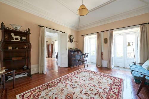 Hostal Outeiro Tu�as - Manor House