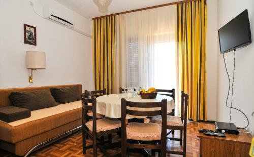 Hostal Guesthouse Lanca