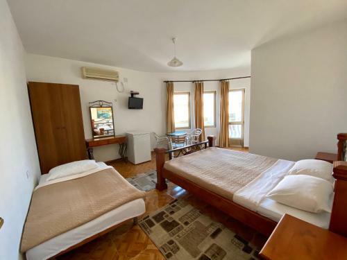 Blue Star Apartments