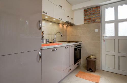 Sea Oasis Apartments - Milosevic