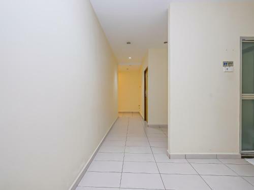 Hostal Oyo 89493 Q Hotel