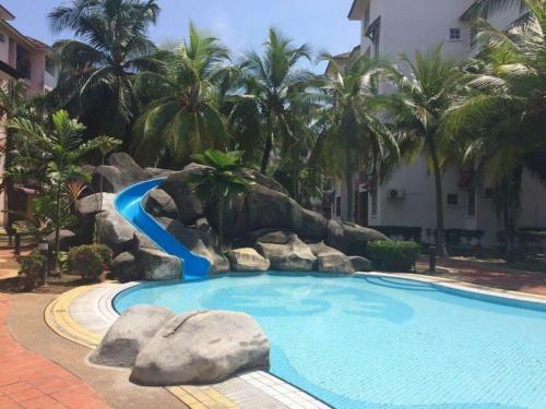 Apartamento Pd Perdana Homestay Pool Side