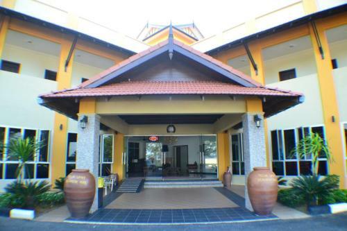 Posada Teluk Lipat Seaview Inn