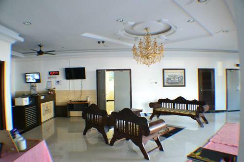 Posada Teluk Lipat Seaview Inn