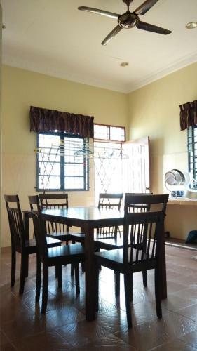 Mnyf Beach Homestay