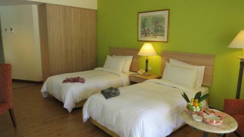 Hotel The Qamar Paka, Terengganu