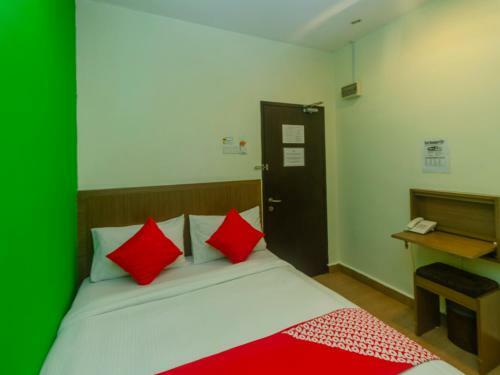 Oyo 596 The Vintage Hotel