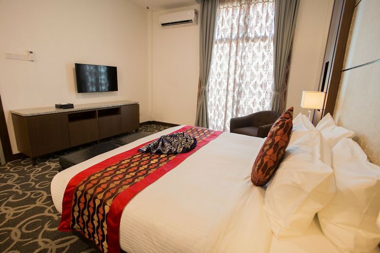 Adya Hotel Chenang