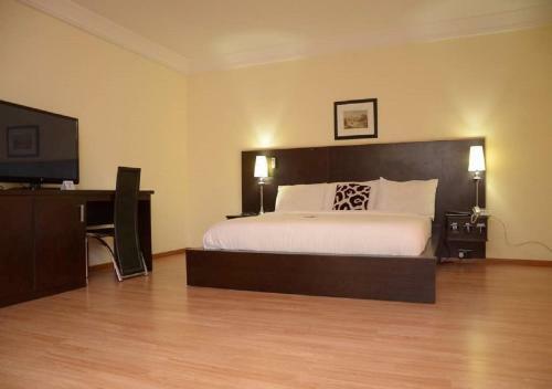 Qualer Apartments & Hotels