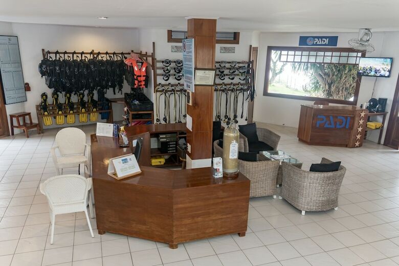 Hotel Quo Vadis Dive Resort