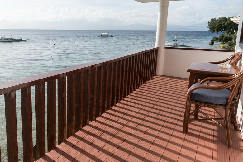Hotel Quo Vadis Dive Resort