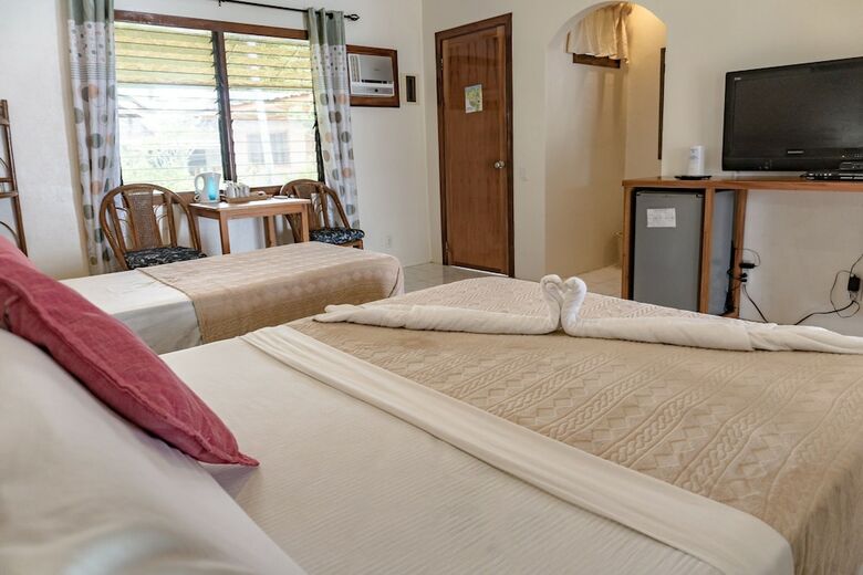 Hotel Quo Vadis Dive Resort