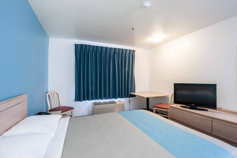 Hotel Motel 6 Seaside