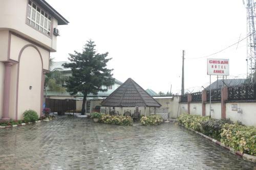 Hotel Chisam Suites Annex