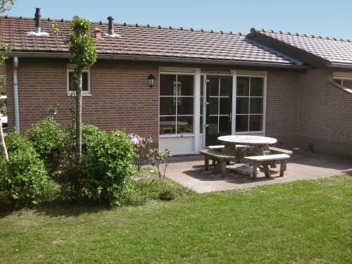 Holiday Home Recreatiepark de Boshoek.6