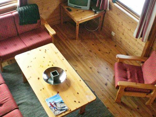Three-bedroom Holiday Home In Nordfjordeid 2