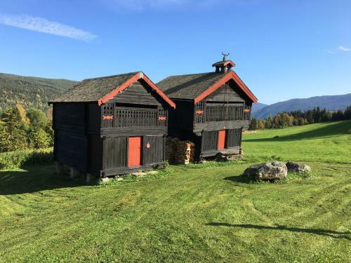 Stor Flott T�mmer Hytte