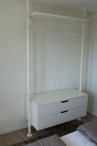 Spacious And Modern Apartment. �rland