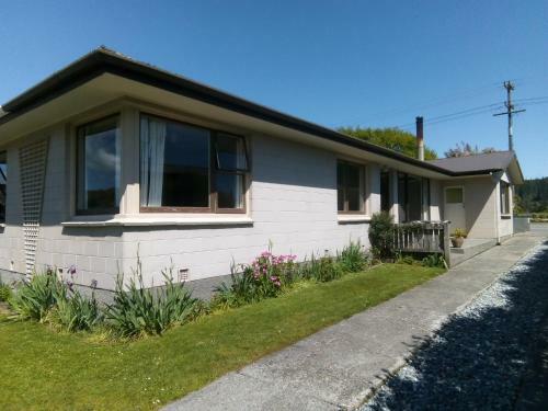 Bed & Breakfast Kaniere Bridge Home Stay