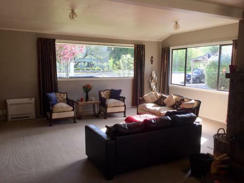 Bed & Breakfast Kaniere Bridge Home Stay